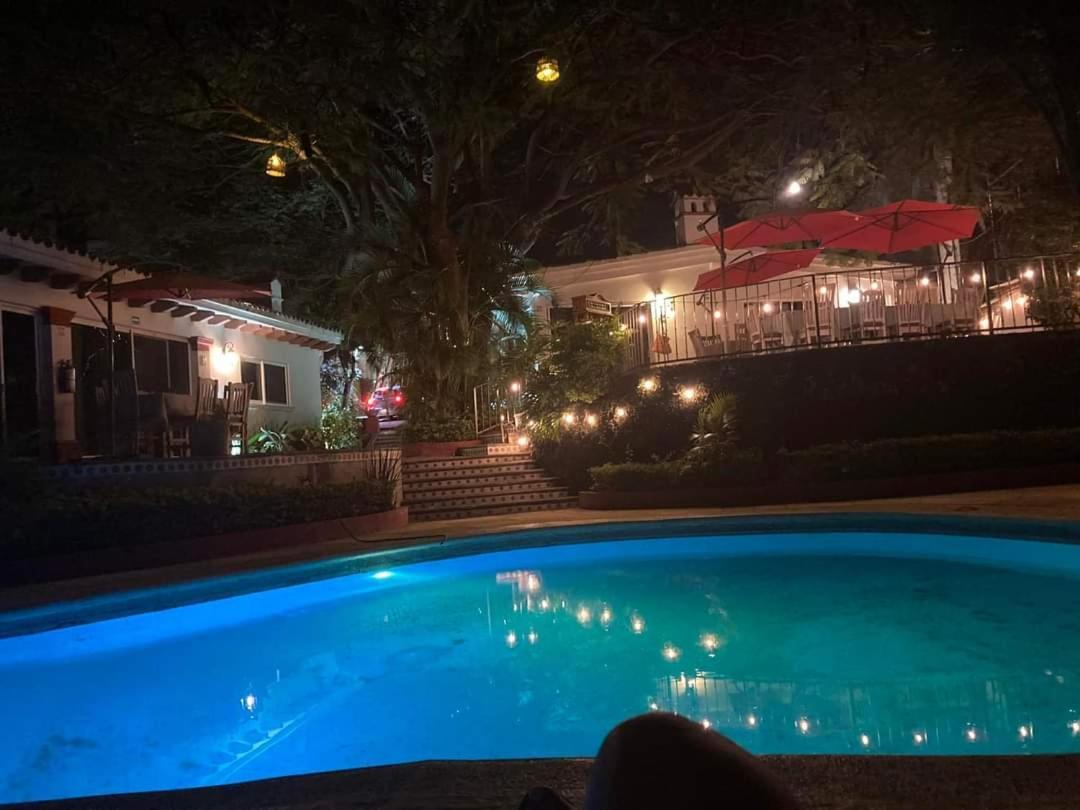 Hotel Maria Emilia Cuernavaca Аматитлан Экстерьер фото